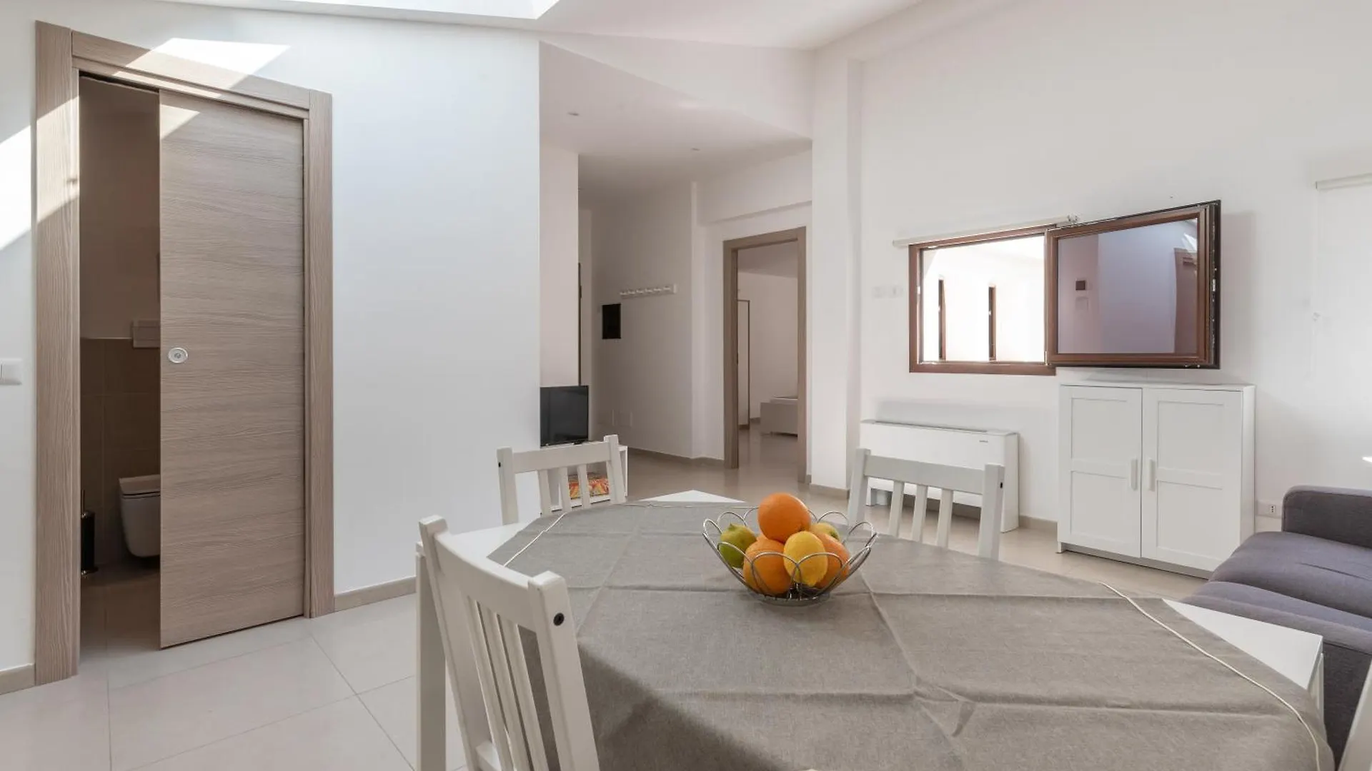 Lumar Sicilia - Quaroni Apartment Palermo