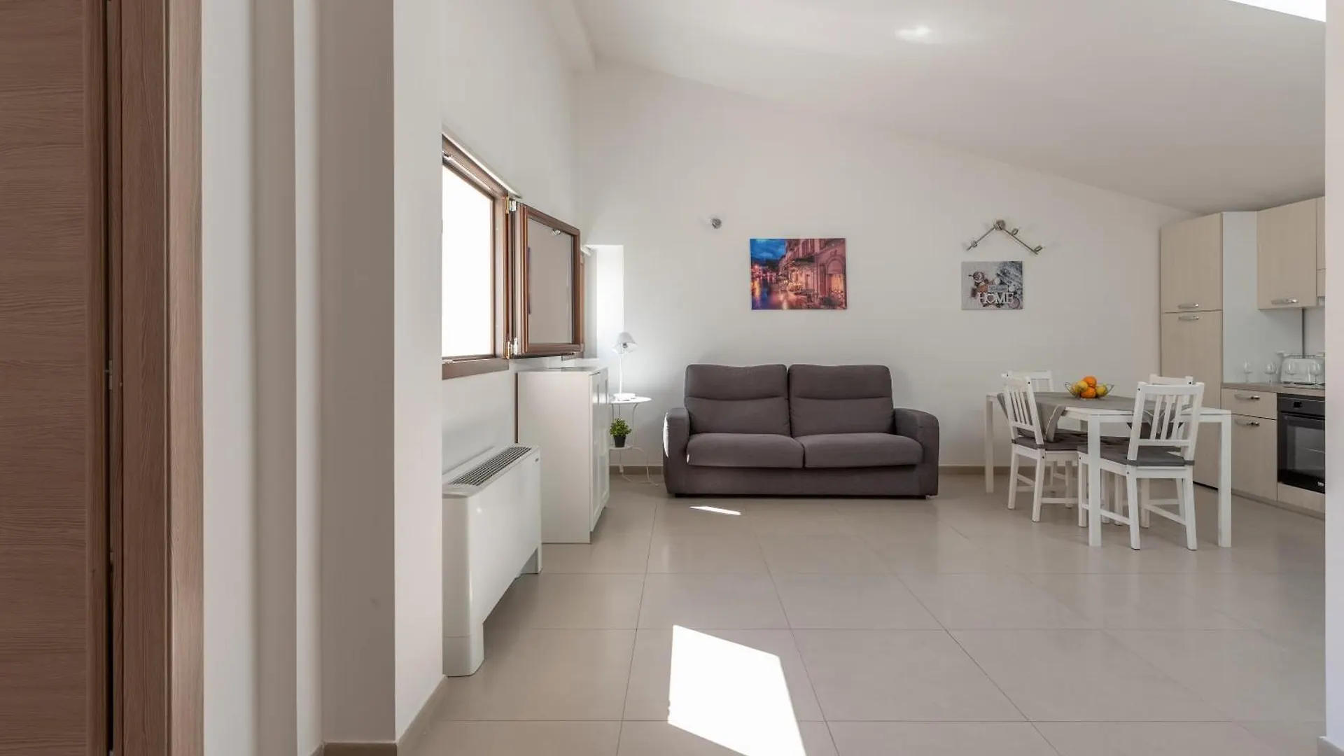 Lumar Sicilia - Quaroni Apartment Palermo 0*,  Italy